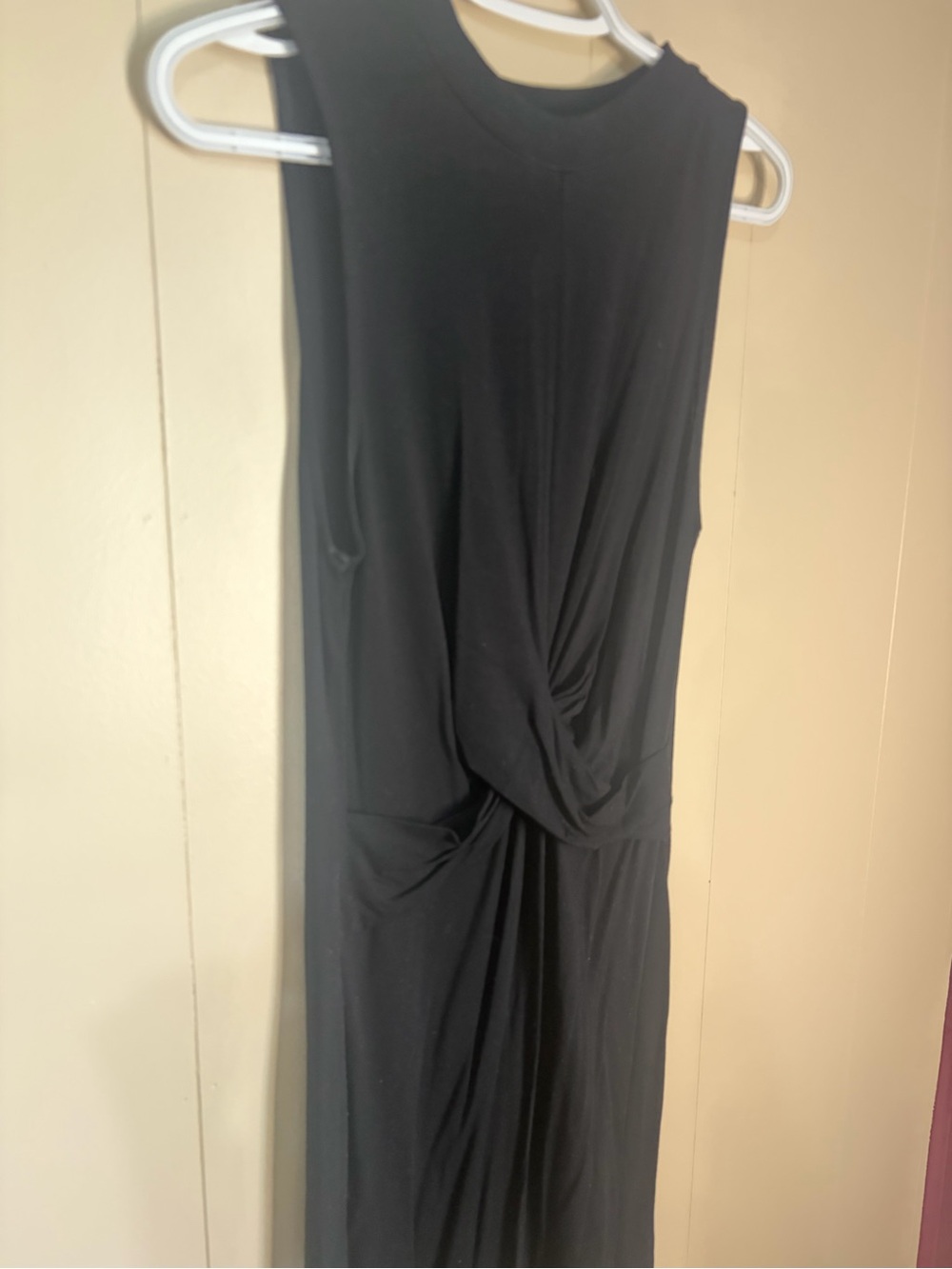 Dynamite Sleeveless Black Twist-Front Dress
